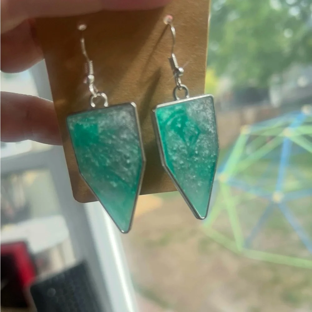 Handmade Green and Silver Geometric Earrings with Crystalline Texture - Picture 6 of 6